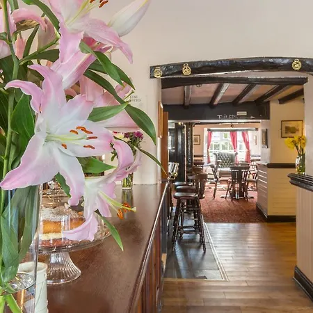The Cross Keys 3*