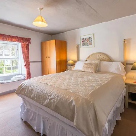 The Cross Keys 3* Тибей