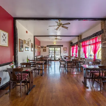 The Cross Keys Тибей