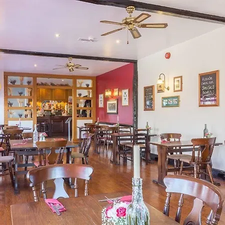 The Cross Keys Тибей