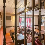 The Cross Keys Estalagem