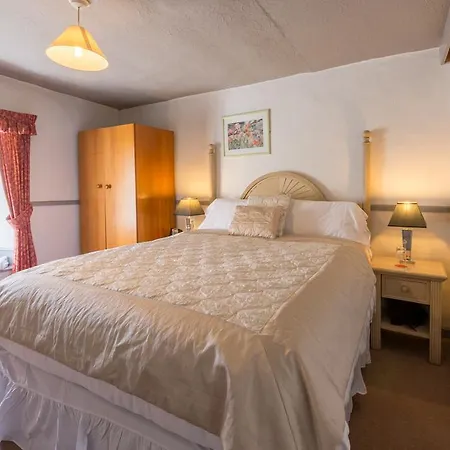 Han/Misafirhane The Cross Keys