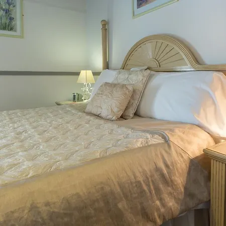 The Cross Keys Han/Misafirhane