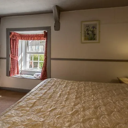 The Cross Keys 3*