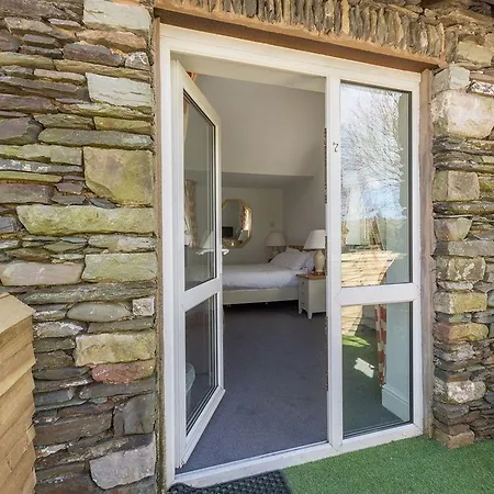 Han/Misafirhane The Cross Keys