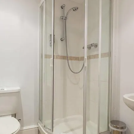 The Cross Keys Inn 3*